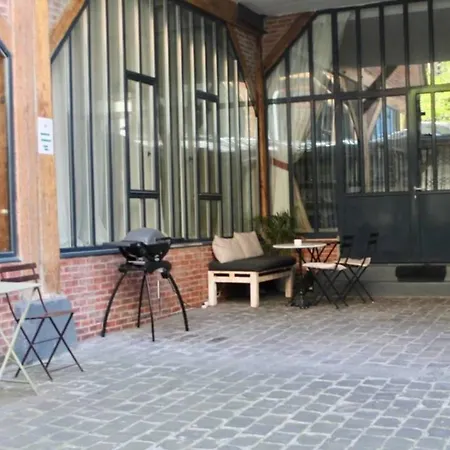 Modern Perfectly Equipped And Renovated Lägenhet *