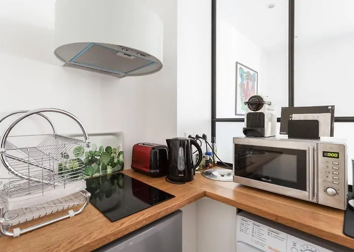 Modern Perfectly Equipped And Renovated *